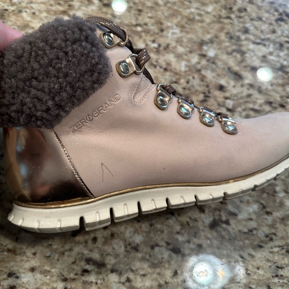 Cole Haan Boots! Waterproof walkers! Size 5.5 - Picture 5 of 7